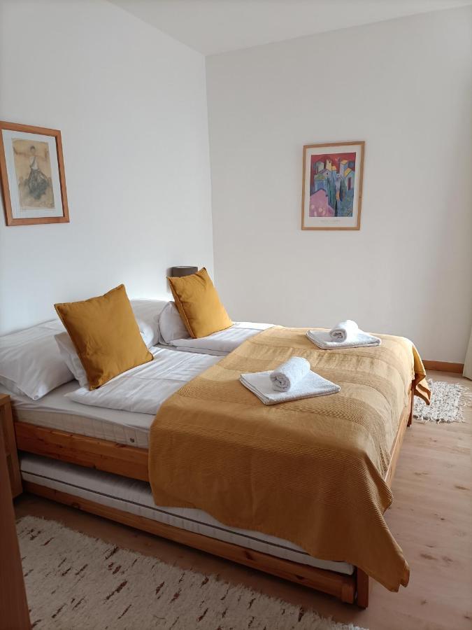 Апартаменты Pahok Apartmanhaz Альшопахок Экстерьер фото